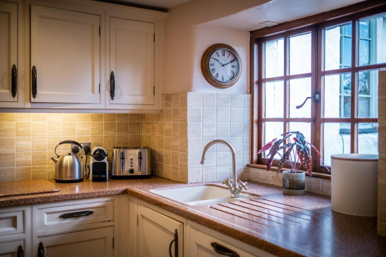 Beautiful Grade 2 Listed Building - West Wing Villa Bowness-on-Windermere Bagian luar foto